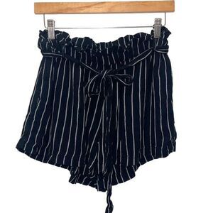 American Eagle Womens High‎ Waisted Striped Paperbag Shorts Black White Medium